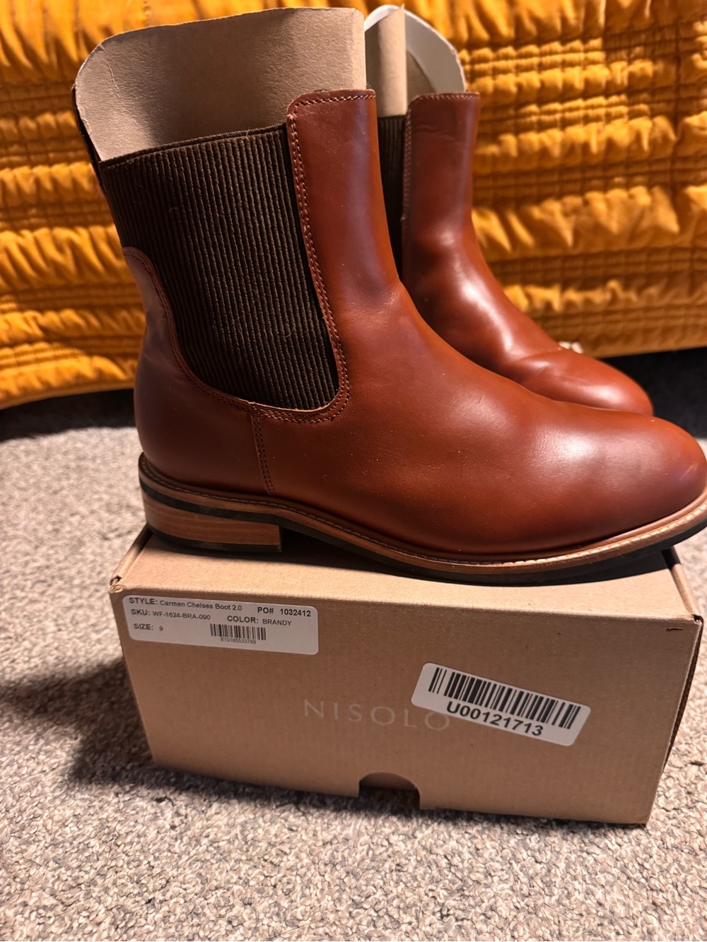 Nisolo Brandy Leather Carmen Chelsea Boots Size 9 - Picture 2 of 4